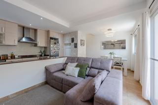 Casa adosada en Cunit Residencial. Zona rambla del prat, proxima a servicios, casa adosada esquiner