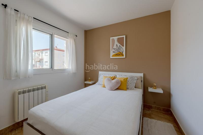 Foto 510e0843-68de-4e8e-8ac6-09bfcb052a0c. Reihenhaus mit heizung pool in Cunit residencial Cunit