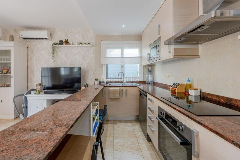 Foto 6630637d-c073-424a-bc43-af8069eca01a. Reihenhaus mit heizung pool in Cunit residencial Cunit