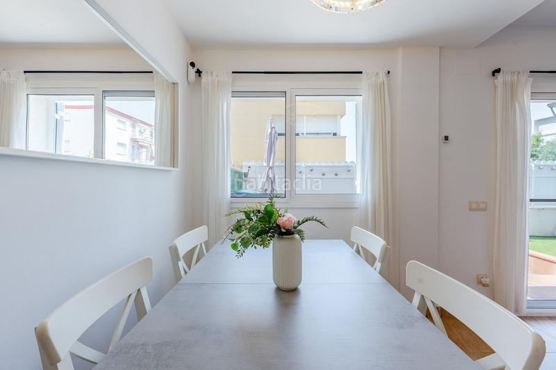 Foto 75da0ab2-a71d-4820-ad04-acf2721973cd. Reihenhaus mit heizung pool in Cunit residencial Cunit