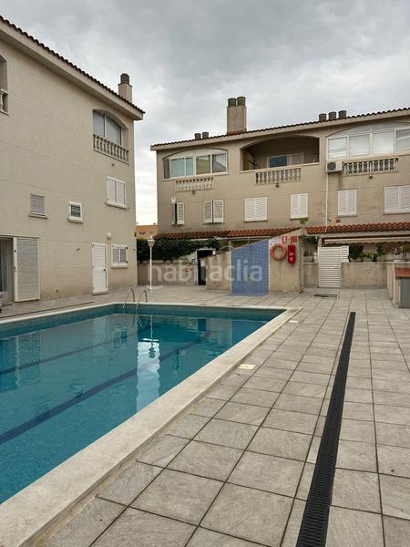 Foto acda97c0-244c-4412-9156-6fcd78be286f. Reihenhaus mit heizung pool in Cunit residencial Cunit