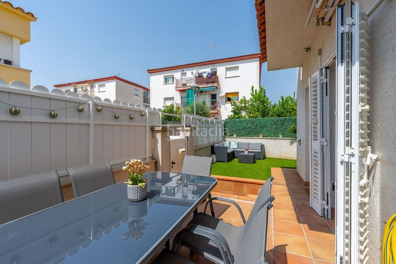 Foto e8a7cc6c-acb0-48a9-a807-a81ece10dadf. Casa adossada amb calefacció piscina a Cunit residencial Cunit