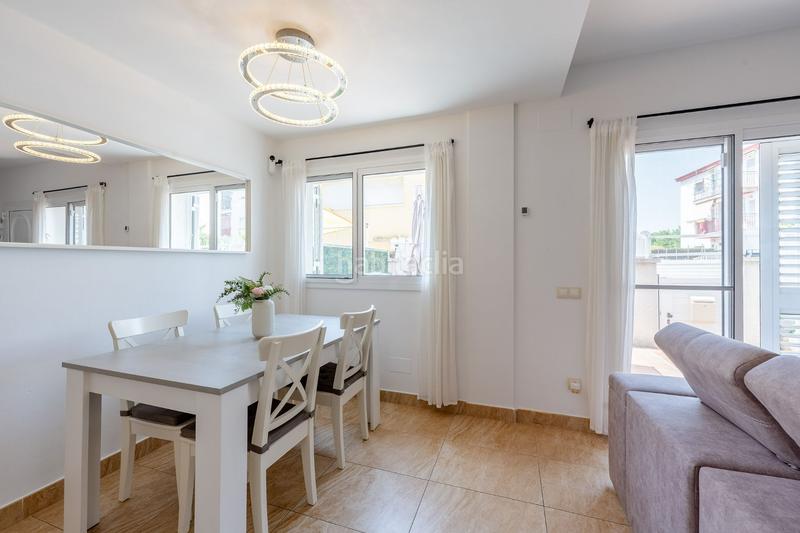 Foto eb47cb06-5b50-4ba8-8fb8-835de1cb4e73. Reihenhaus mit heizung pool in Cunit residencial Cunit