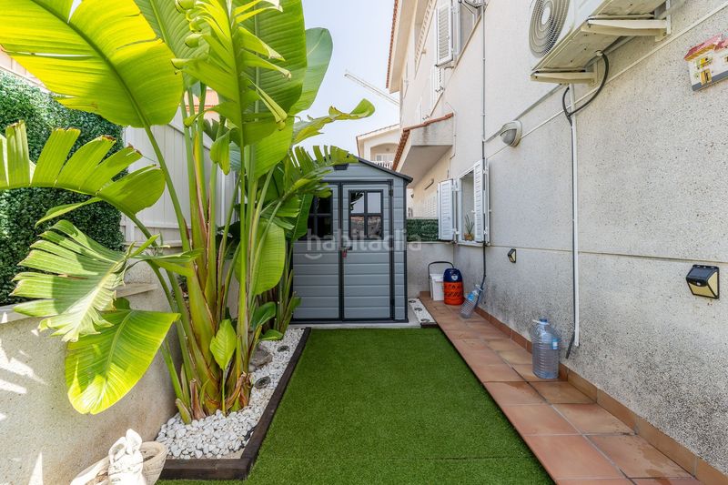 Foto ffcaab33-832d-48e5-bd2a-07d41fa1117e. Casa adossada amb calefacció piscina a Cunit residencial Cunit