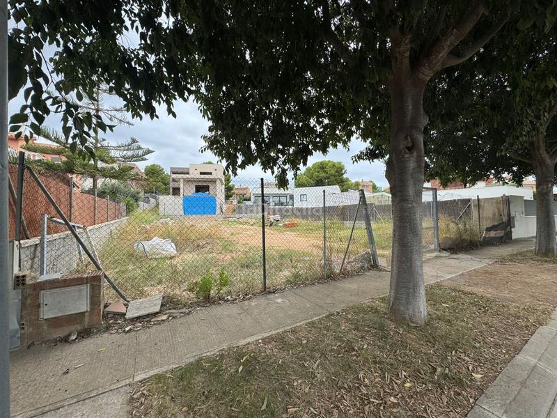 Foto e9fcc535-ee92-4b20-a1ea-d0d40ea5e8a7. Terrain résidentiel dans Ciutat jardí Bonanova Calafell