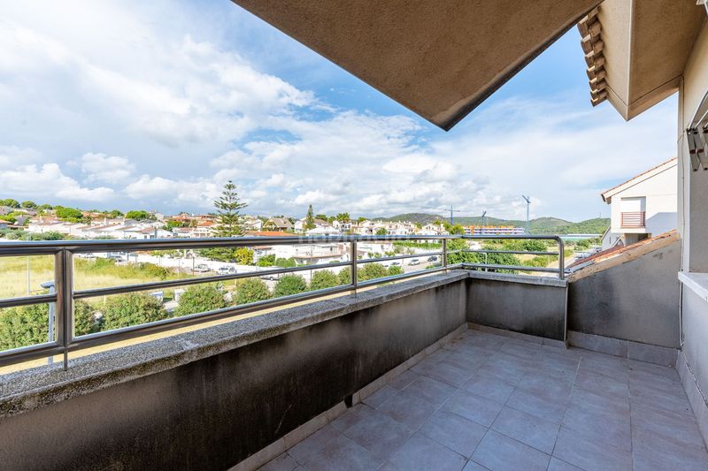 Foto f0f0dc87-463d-4f20-a8c1-491410db1017. Pis amb calefacció piscina a Calafell residencial Calafell