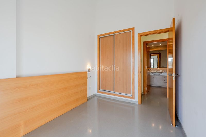 Foto f76e240e-1389-4ce4-bd82-879b5b03a904. Pis amb calefacció piscina a Calafell residencial Calafell