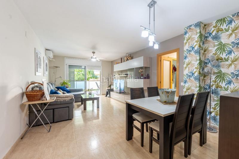 Foto dd10f6f4-23bb-40a9-8a7b-f15f5516e68c. Pis amb calefacció piscina a prat de Cunit Cunit