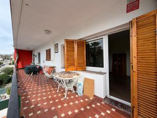 Appartement à Can Toni. Piso reformado de 3 dormitorios con vistas al mar excelente ubic