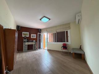 Appartement à Can Toni. Piso reformado de 3 dormitorios con vistas al mar excelente ubic