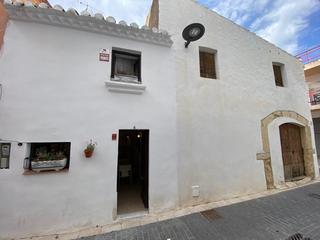 Haus in Calafell Poble. Casa reformada en calafell poble. ideal para disfrutar del entor