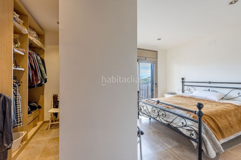 Foto 4ee9da53-6b77-42db-a41c-e4b74cd3a812. Haus mit heizung pool in Segur de Calafell nucli urbà Segur de Calafell
