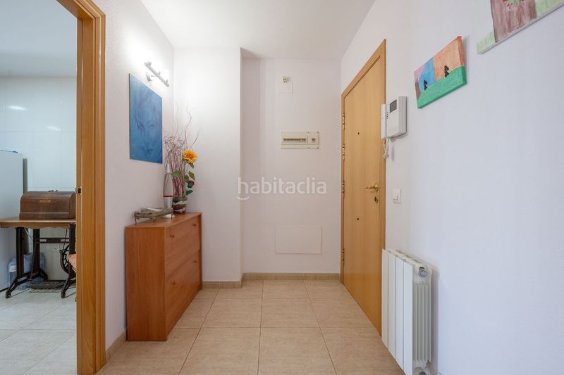 Foto 1289d3ff-18ea-4dde-b4f7-4a7160d3d9c7. Pis amb calefacció piscina a prat de Cunit Cunit