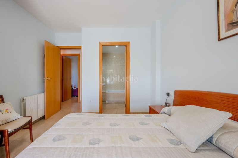 Foto 14b1078d-cc71-4ca7-af0d-e2a2c18199e9. Pis amb calefacció piscina a prat de Cunit Cunit