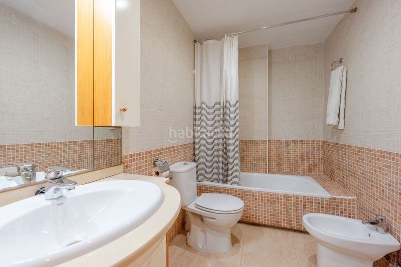 Foto a6d79959-604b-4e9d-817d-5039a073d723. Pis amb calefacció piscina a prat de Cunit Cunit