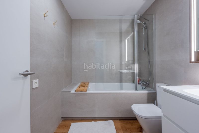 Foto a336ebb4-4ae1-4144-aab2-011c207658fd. Casa adossada amb calefacció piscina a Ametllers - Poble Sec Sitges