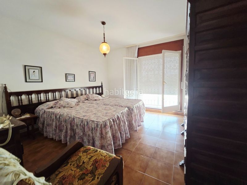 Foto aaca0256-d7e0-41e9-a73a-a0d68fd52e3e. Casa amb calefacció a Cunit residencial Cunit