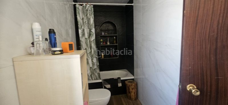 Foto c19d6b93-e867-4d58-8c35-c52838f75ad5. Casa adossada amb calefacció a Calafell residencial Calafell