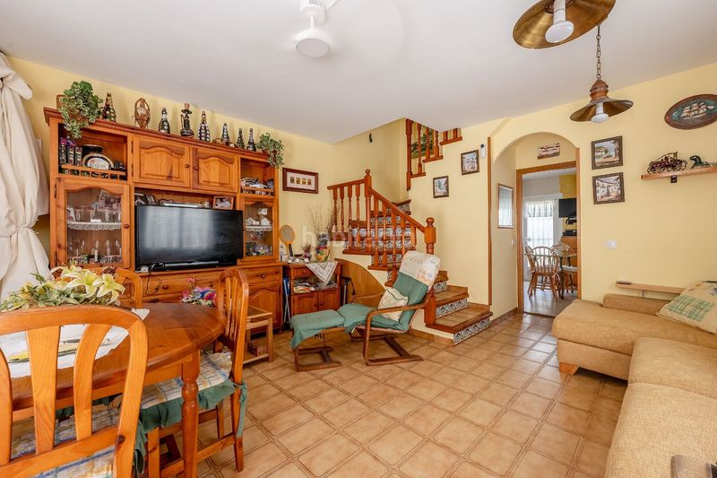 Foto 9b6f5829-ccd8-4175-a378-d70054a997c9. Casa adossada amb calefacció a Can Nicolau - Les Sorres - Valparaiso Cunit