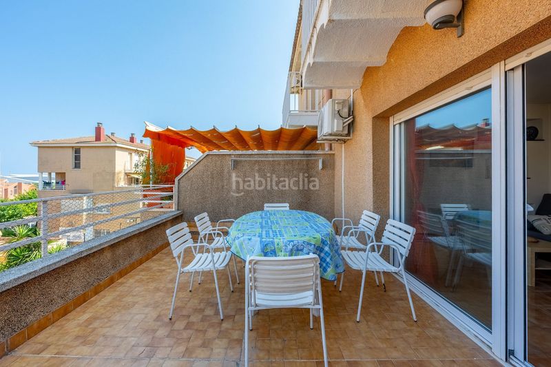 Foto 5ae3fc3b-c2a2-483a-a558-049aaa107e12. Pis amb piscina a Calafell residencial Calafell