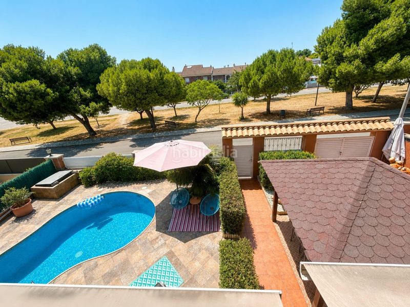 Foto 013cbed1-dac6-435d-8264-606119071e34. Casa amb calefacció piscina a el castell de Cubelles Cubelles