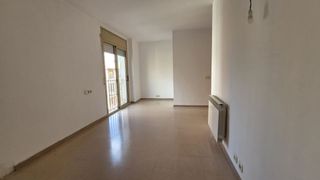 Etagenwohnung in Centre. Espectacular piso en la zona del puig del vendrell.