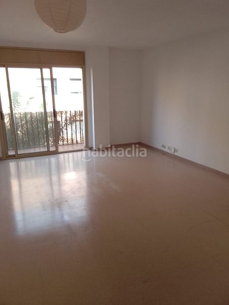 Foto dc94252b-612c-4058-b9f3-cb8181e5f065. Flat with heating in Centre Vendrell (El)