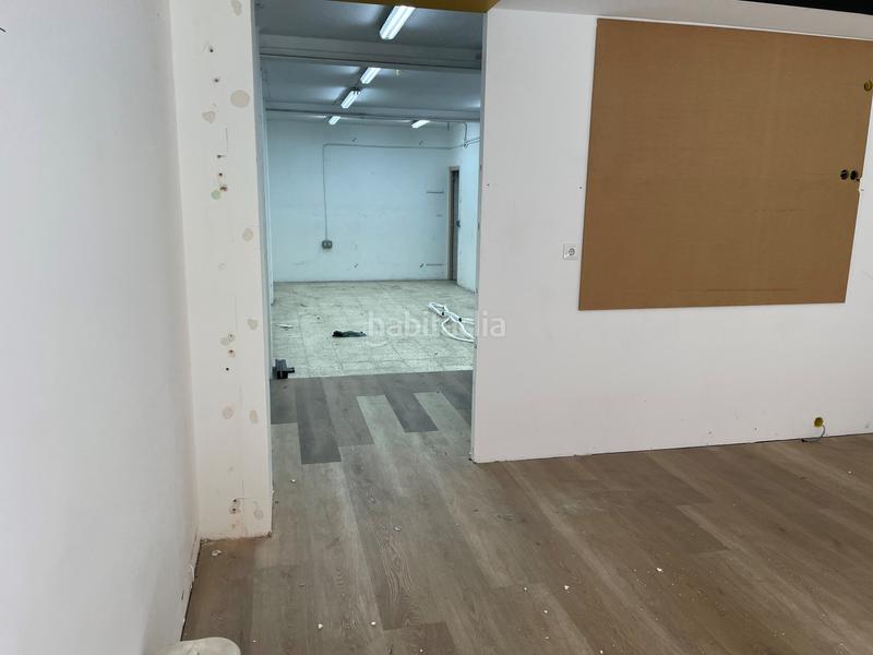 Foto 234b4e52-1f7d-4a04-9385-2d71201d7c59. Business premise in carrer bonavista 13 in La Gavarra Cornellà de Llobregat