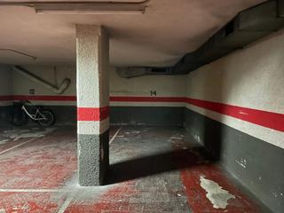 Location Parking voiture  D'aragó. Plaza de aparcamiento en barcelona centro