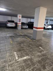 Autoparkplatz in L´Antiga Esquerra de l´Eixample