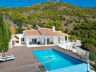 Casa a Valtocado - La Alquería - La Atalaya. Nos complace presentarles esta maravillosa villa en en mijas, má