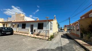 Haus en San Fulgencio. Pequentildeo, pero con mucho encanto iexcltu refugio perfecto en