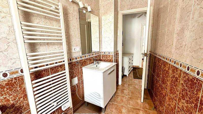 Foto ced82ca2-8e73-4ad4-bfc6-ab2077fe8b90. Casa amb aparcament piscina a El Moncayo - El Pòrtic Guardamar del Segura