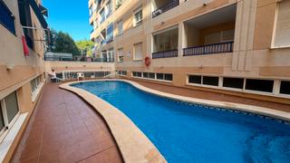 Flat in Las Viñas. Vivienda en excelente estado, ubicada en una calle muy tranquila