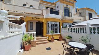 Maison à El Raso. Adosado orientado al oeste en venta en la popular urbanizacioacu