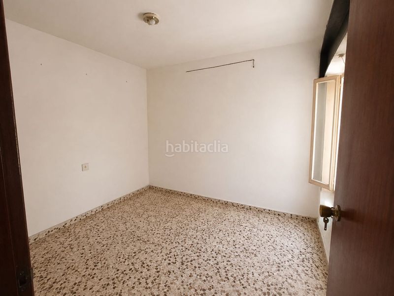Foto 0168b752-0010-45b9-b601-bea201946202. Edifici a Pueblo Guardamar del Segura
