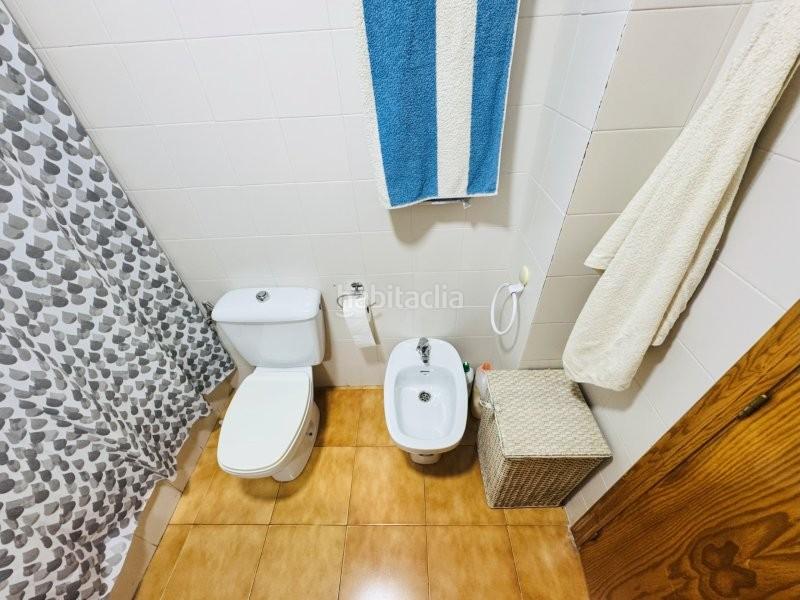 Foto 42166e0c-e112-4974-aa30-e68c90f7d2c7. Piso se trata de un apartamento situado a tan solo 150 metros de la playa. tiene una plaza de garaje muy buena incluido en el precio y en Torrevieja