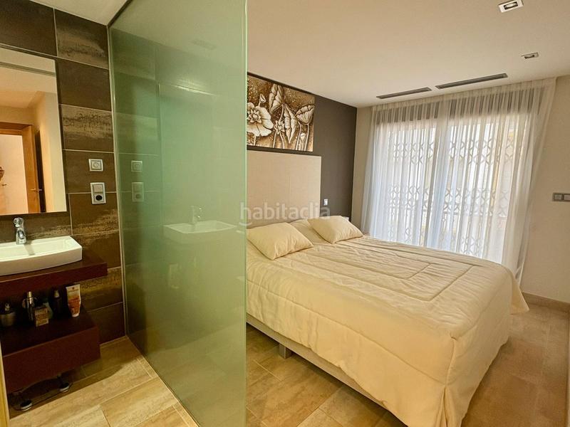 Foto 25a35ccc-697e-4390-87c4-0cd73703f103. Piso se vende amplio piso en la exclusiva urbanizacioacuten marjal beach, una de las residencias maacutes completas y demandadas de gua en Guardamar del Segura