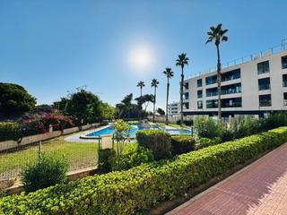 Pis a Gaspar Perelló. Es una vivienda situada en la urbanizacioacuten de pinada beach