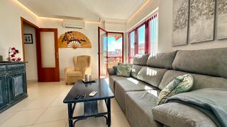 Appartement à Las Viñas. Este espacioso y luminoso apartamento de disentildeo moderno se
