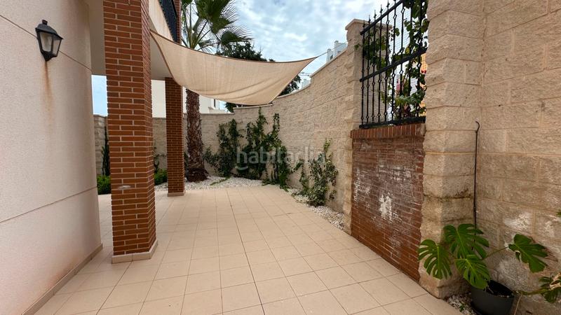 Foto e6fbab27-e01a-4788-96a6-3a050044097a. Pis amb aparcament piscina a Los Secanos Guardamar del Segura