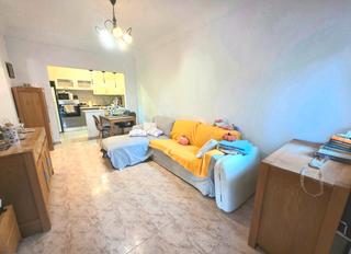 Casa a Zona los Frutales. A solo unos pasos de las calas de la playa de los locos, este bu