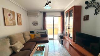 Appartamento in Las Viñas. Apartamento con vistas al mar, situado a solo 200 metros de la p