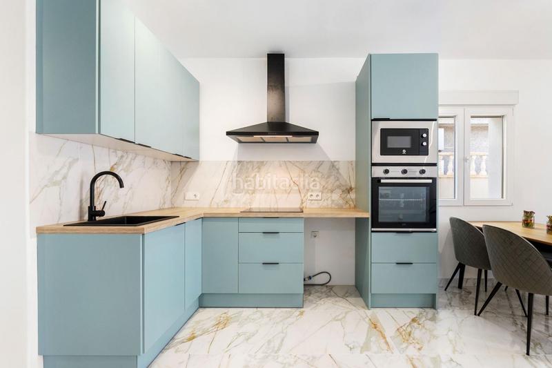 Foto ed1c6d13-4607-49a3-8be3-08c795c5de41. Casa in Zona Carrefour - Urbanizaciones Torrevieja