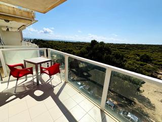 Pis a Puerto Deportivo. Apartamento en muy buen estado, ubicado en la prestigiosa zona d