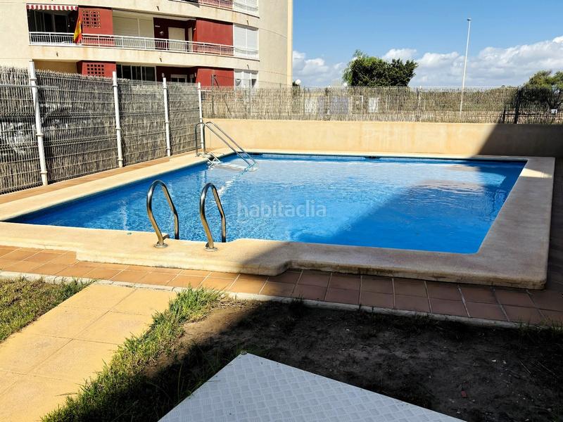 Foto ec29e2a7-481f-4ef2-bbc6-7e537260f158. Appartamento con parcheggio piscina in Puerto Deportivo Guardamar del Segura