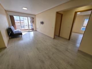 Appartamento in Guardamar Playa. Acogedor apartamento situado en una cuarta planta con ascensor,
