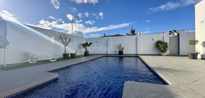 Foto eb924448-f55a-4d74-9c20-0243d2ce13b6. Casa amb piscina a Centro de la Ciudad Quesada Rojales