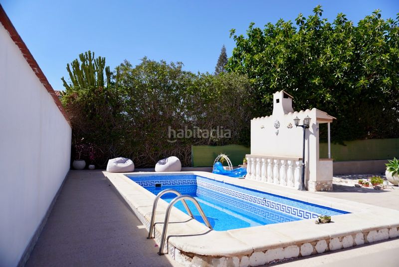 Foto 4086de31-cc34-4d87-8f74-e1b78f8f6d70. Casa amb piscina a Centro de la Ciudad Quesada Rojales