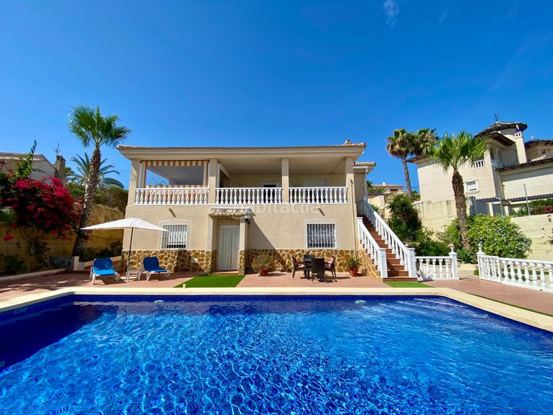 Foto 487cb1a0-5c6a-4115-8ad6-70458ef9319c. Casa amb piscina a Almoradí